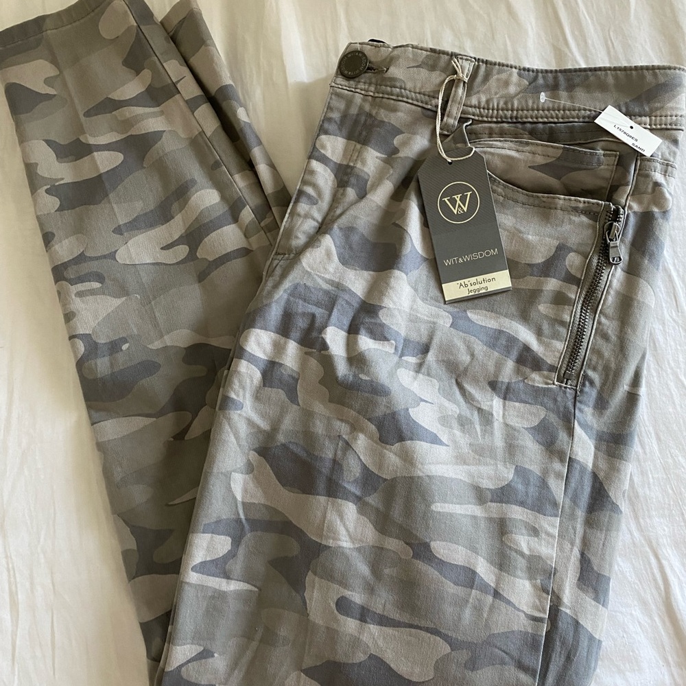 Wit and Widsom camo jeans size 16
